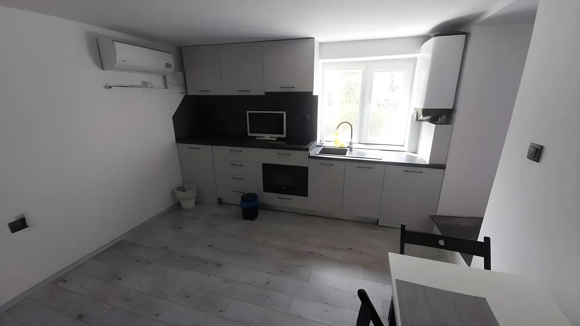 Independent Studio In A House In The City Σόφια Διαμέρισμα