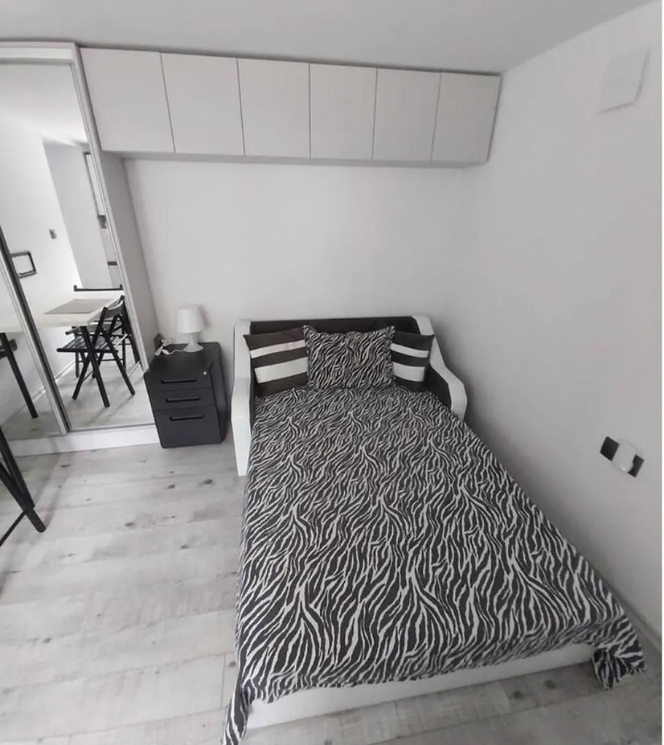 Independent Studio In A House In The City Σόφια